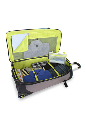 Swissgear 7261 30” Wheeled Upright Luggage Large interior compartment