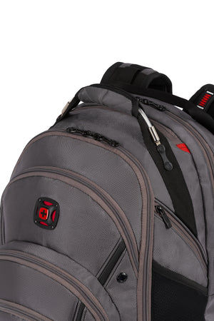 Wenger Synergy 16